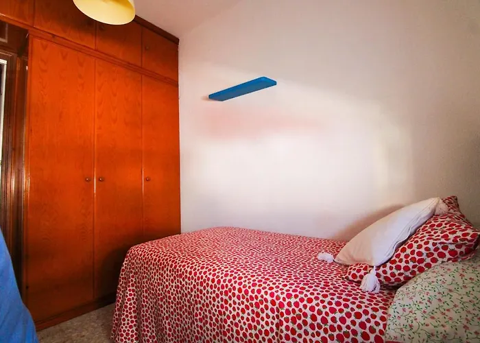 Lägenhet Three Bedrooms In La Caleta Cádiz