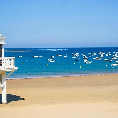 Three Bedrooms In La Caleta Apartment *